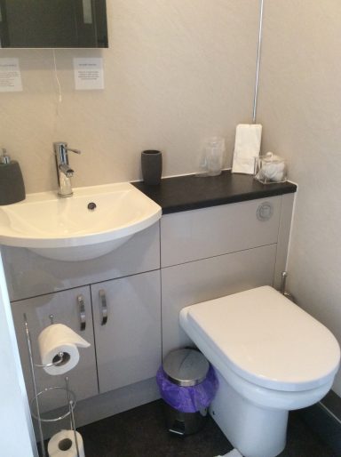 Room 2 bathroom